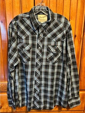 Wrangler Black & Blue Plaid Long-Sleeve Western Shirt